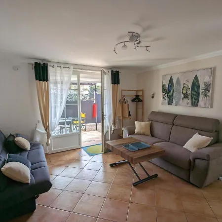 L'instant - Bord De - Avec Grand Jardin A La Capte アパート