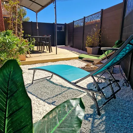 アパート L'instant - Bord De - Avec Grand Jardin A La Capte イエール